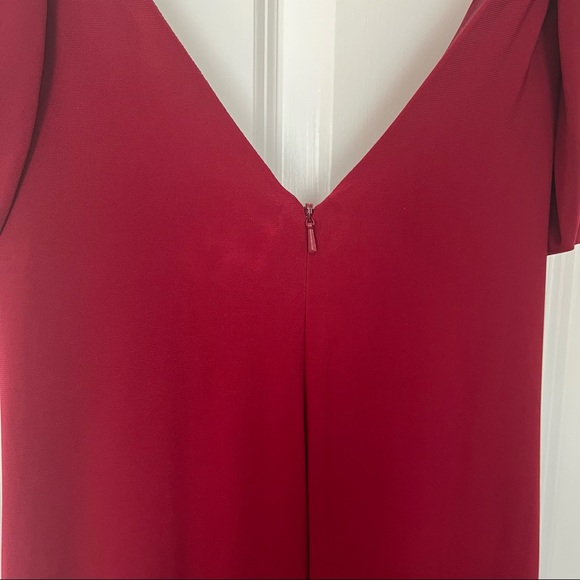 Red Caché dress with beading size 8 - Picture 4 of 8